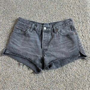 LEVI'S 501 Cut Off Raw Hem Gray Denim Shorts Women's 29 Cotton Mid Rise Jorts